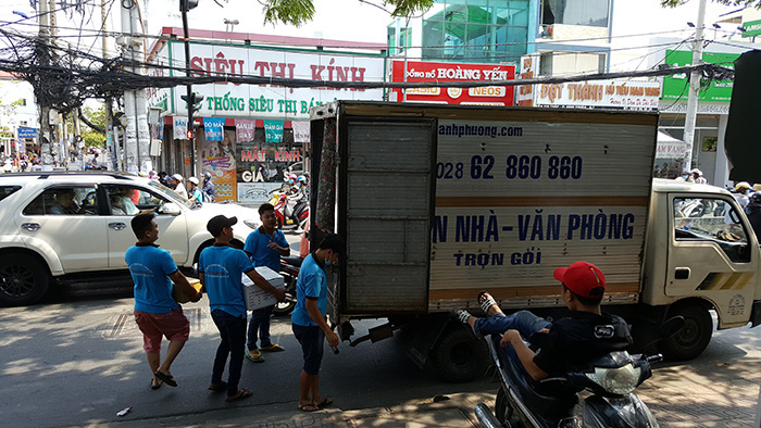 Dịch vụ chuyển văn phòng trọn gói giá rẻ nào tốt tại TPHCM - Ảnh 1.