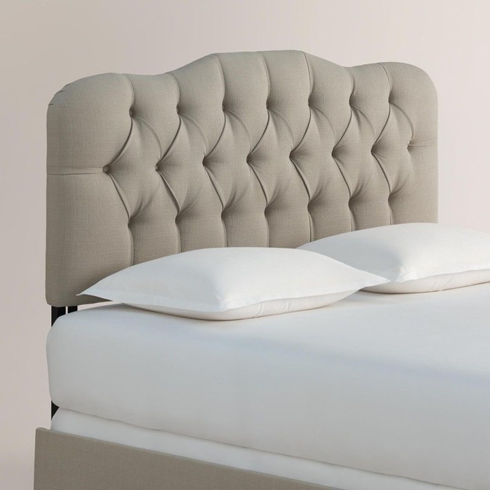 Mách bạn cách chọn đồ nội thất cho 9 phong cách phòng ngủ có tông màu trắng - Ảnh 2.