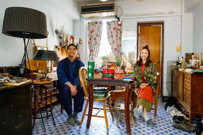Khi không đủ tiền mua nhà, cặp đôi yêu nhau 7 năm ở Hong Kong biến căn hộ đi thuê tồi tàn thành tổ ấm mang đậm phong cách Retro - Ảnh 21.