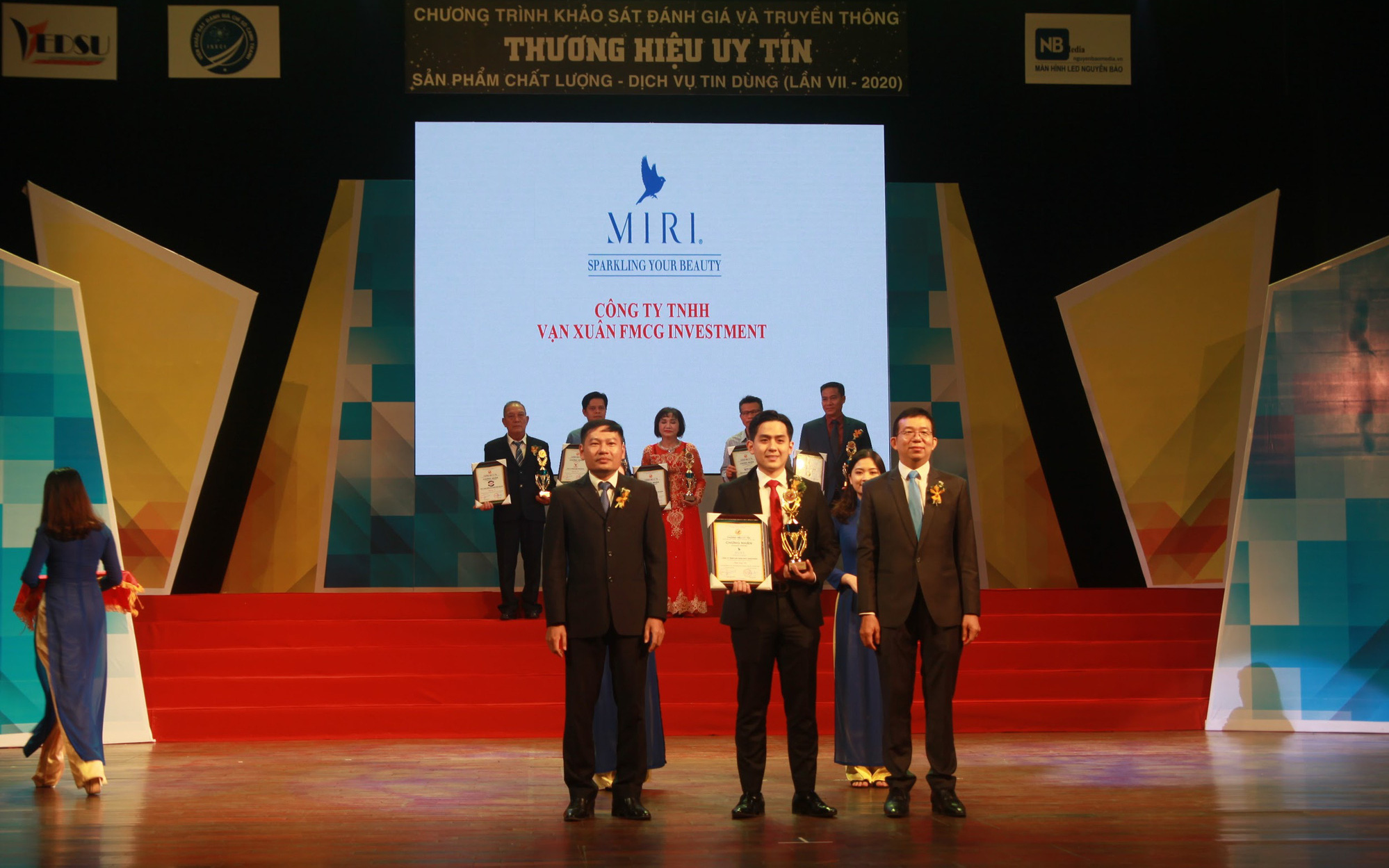 MIRI đạt top 10 “Thương hiệu Uy tín – Sản phẩm Chất lượng – Dịch vụ tin dùng”