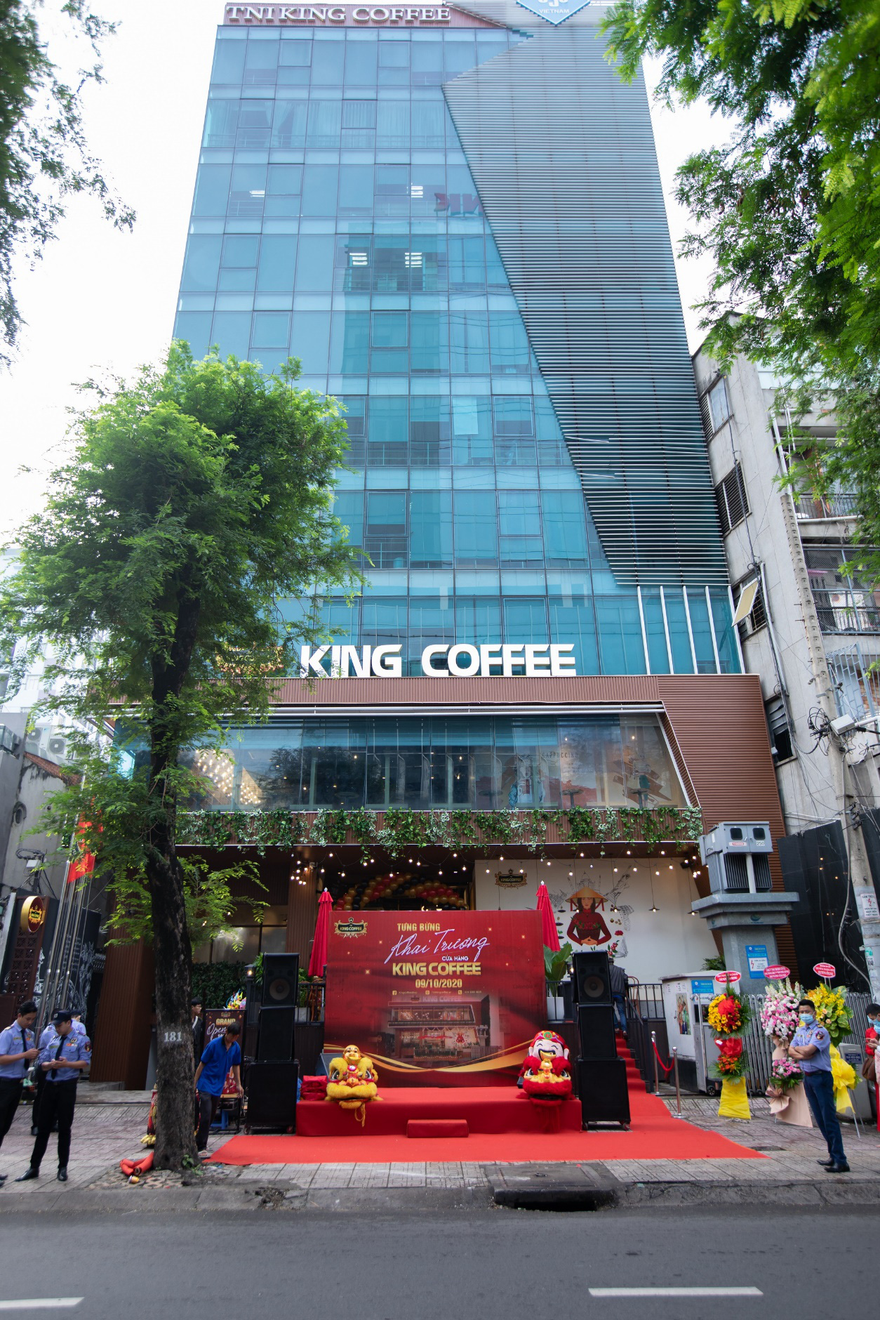 King Coffee Võ Văn Tần, quán cà phê sách đáng thử của giới trẻ Sài thành - Ảnh 10.