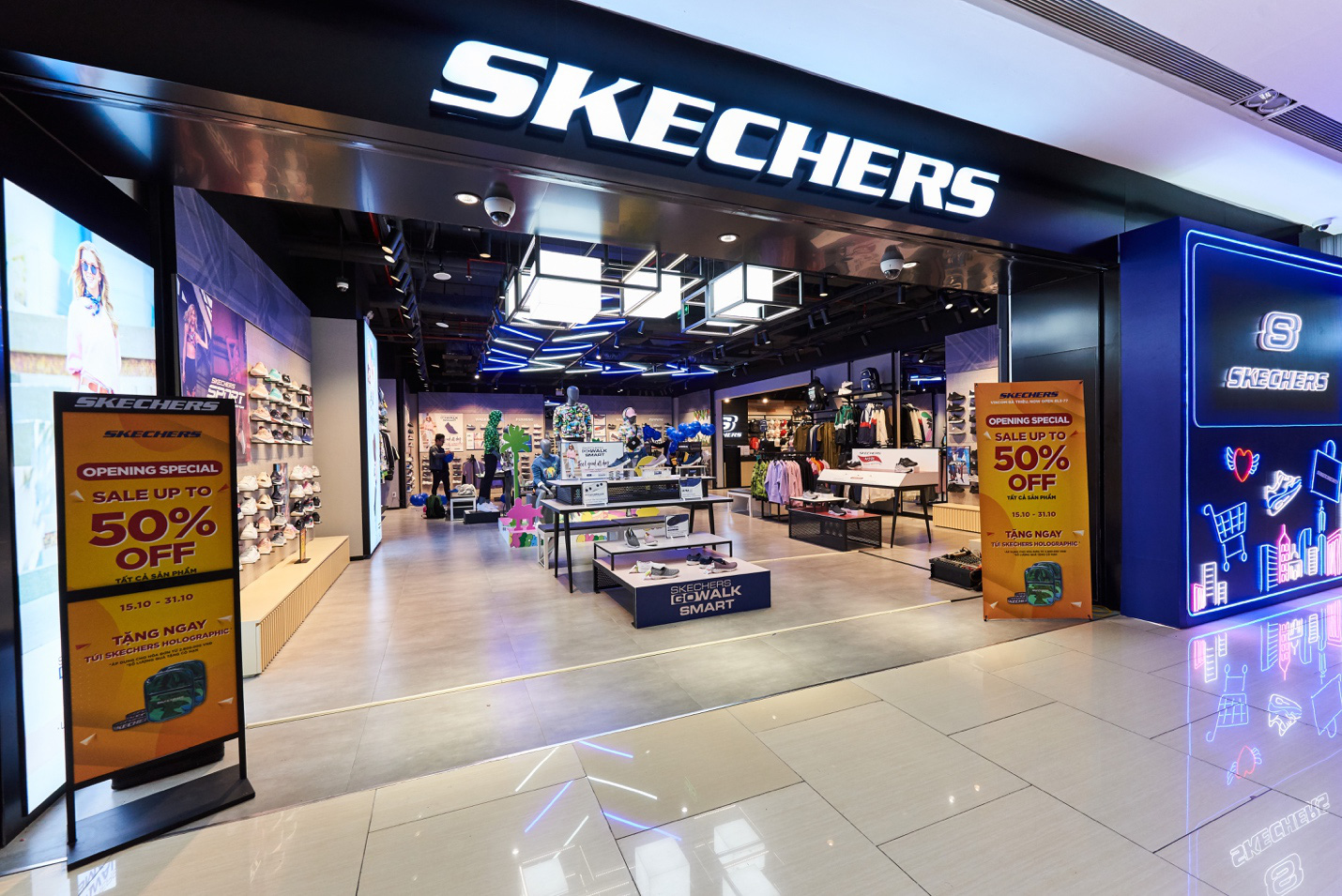 Khai trương store bậc nhất Việt Nam, Skechers tung ưu đãi lên đến 50% - Ảnh 6.