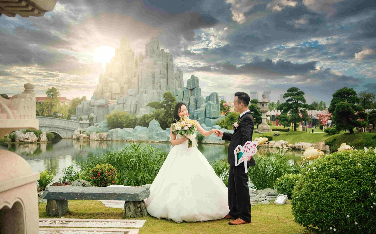 Ngất ngây với đám cưới siêu lãng mạn tại vườn Nhật giữa trời thu Hà Nội