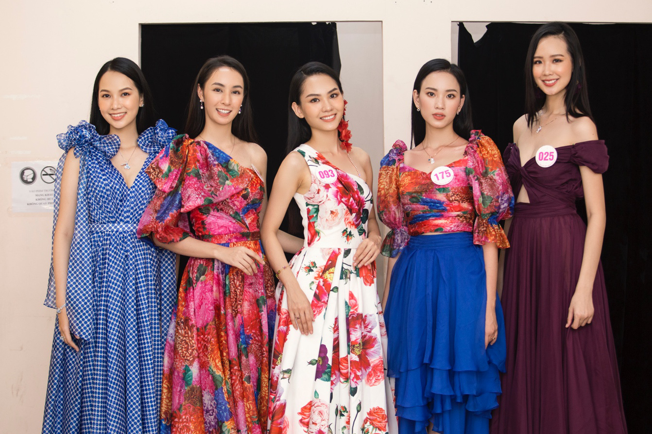 Top 35 chung kết Hoa hậu Việt Nam 2020 nở bừng sức sống với Bộ sưu tập “The Most Beauty” - Ảnh 4.