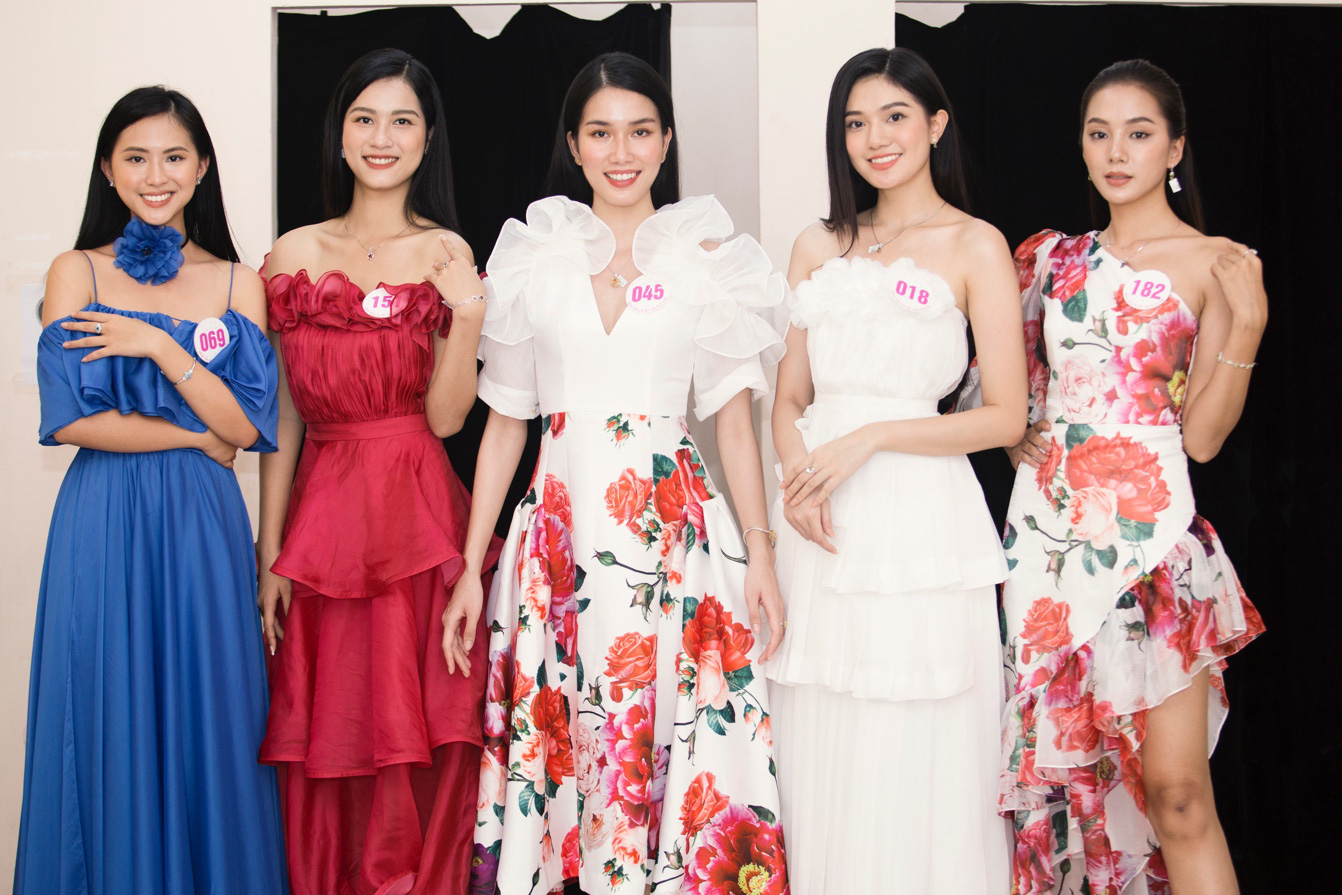 Top 35 chung kết Hoa hậu Việt Nam 2020 nở bừng sức sống với Bộ sưu tập “The Most Beauty” - Ảnh 5.