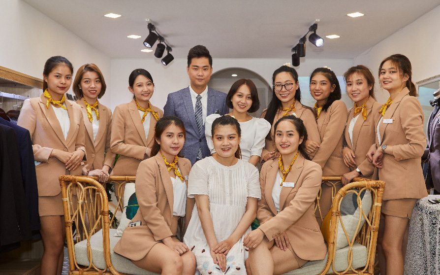 The Suits House và câu chuyện khởi nghiệp thành công cùng vợ của CEO 9x Phan Việt Thắng
