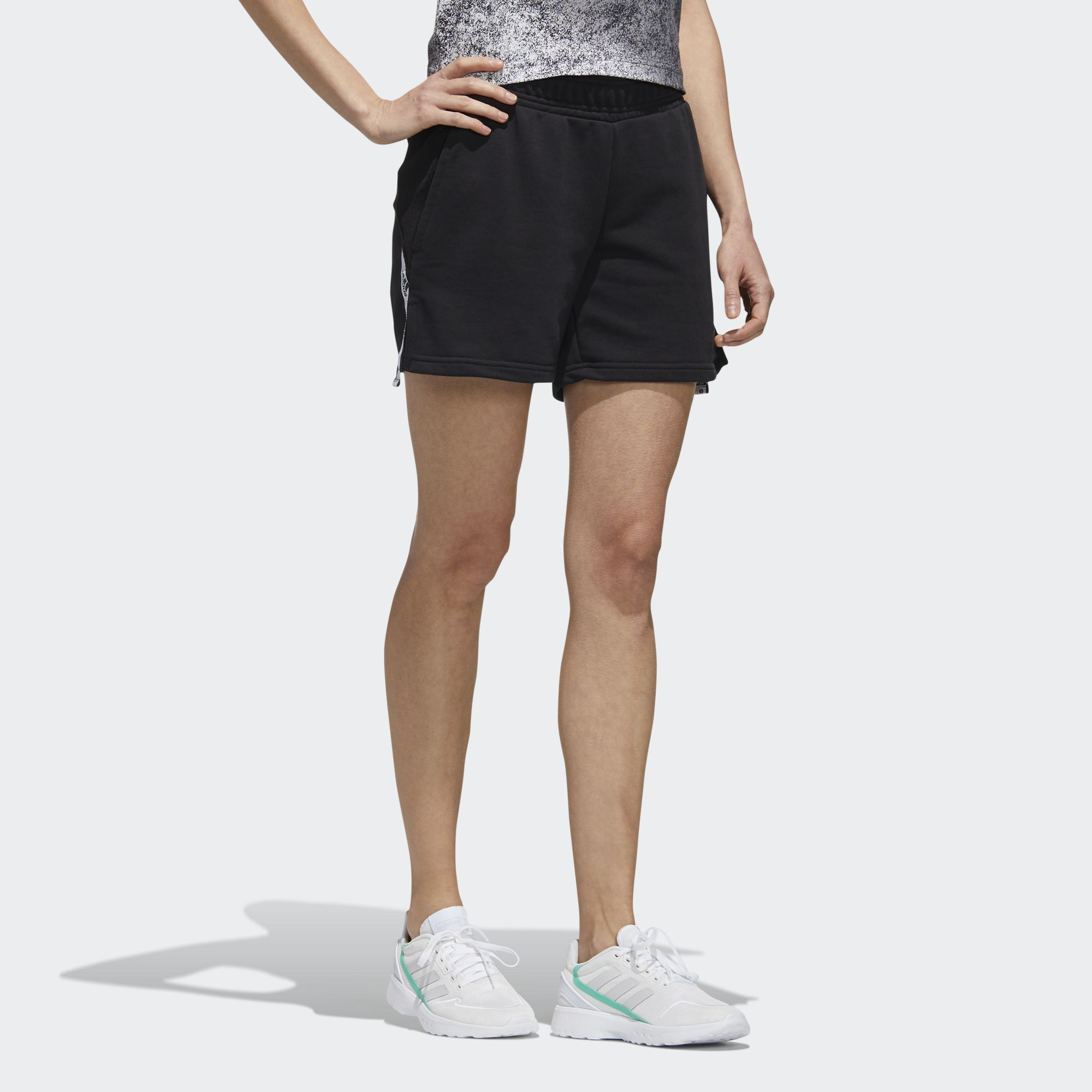 adidas tung ưu đãi như mơ, đã giảm giá sâu còn hời 50% trên tổng hóa đơn từ 3 sản phẩm - Ảnh 2.