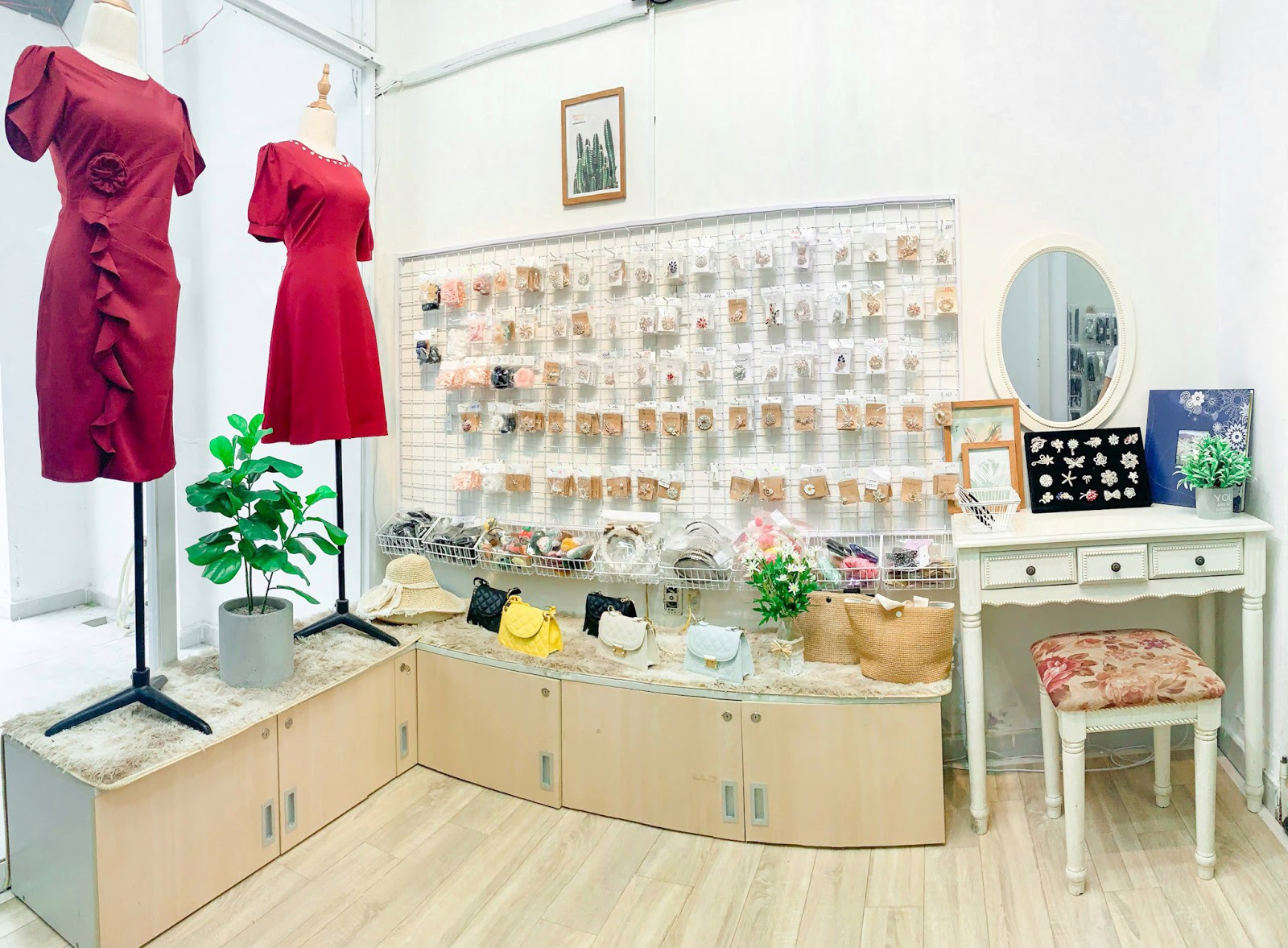 Nhật Vy Boutique - Thời trang cho nàng thanh lịch - Ảnh 2.