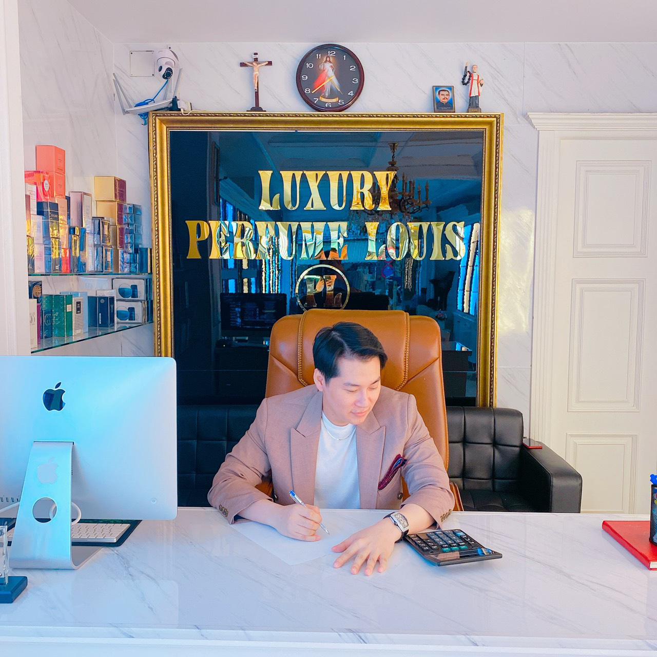 CEO Phạm Công: Perfume Louis Luxury sẽ là “làn gió mới” của thị trường nước hoa - Ảnh 1.