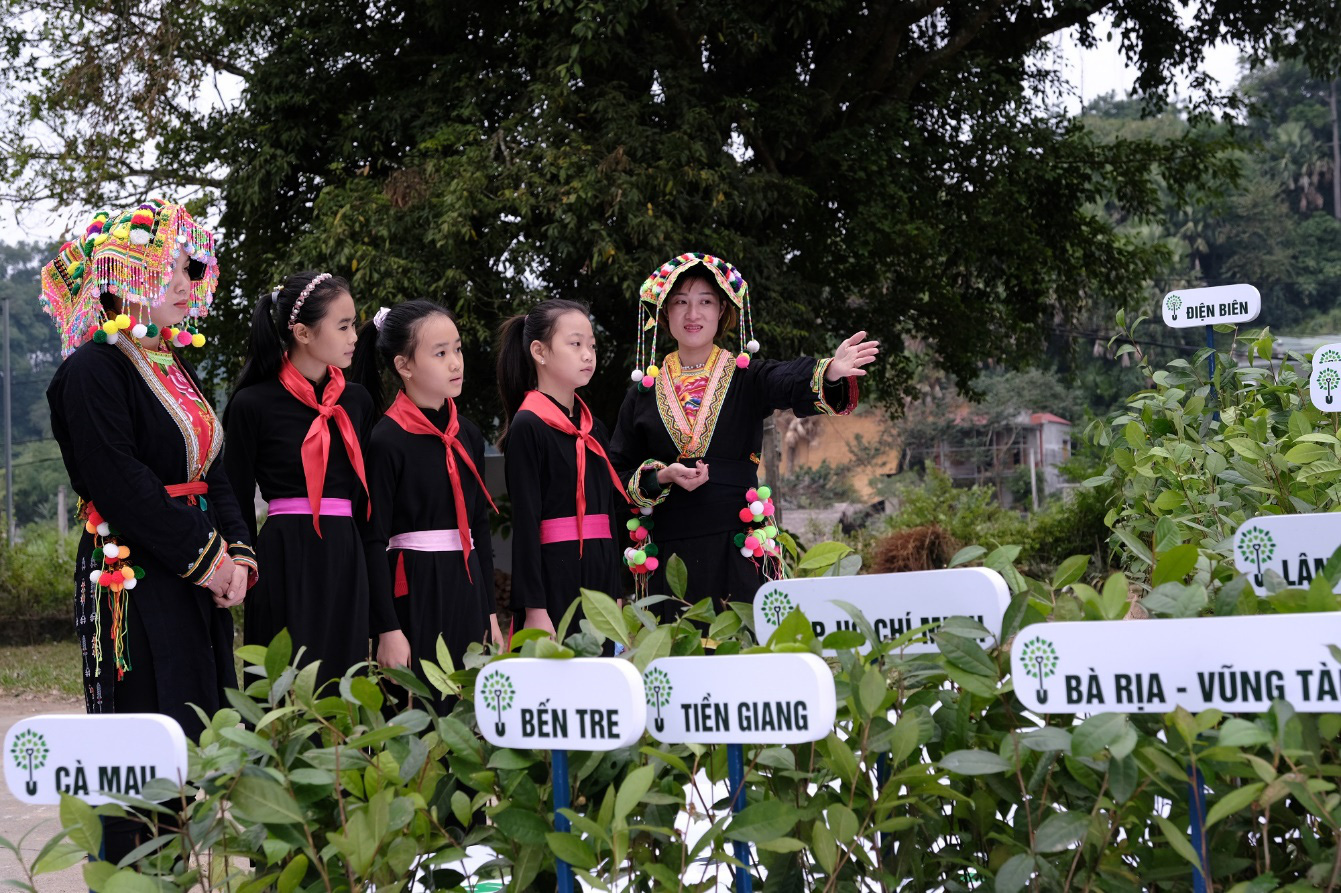 Vinamilk hoàn thành hành trình ý nghĩa với hơn 1 triệu cây xanh được trồng tại Việt Nam - Ảnh 3.