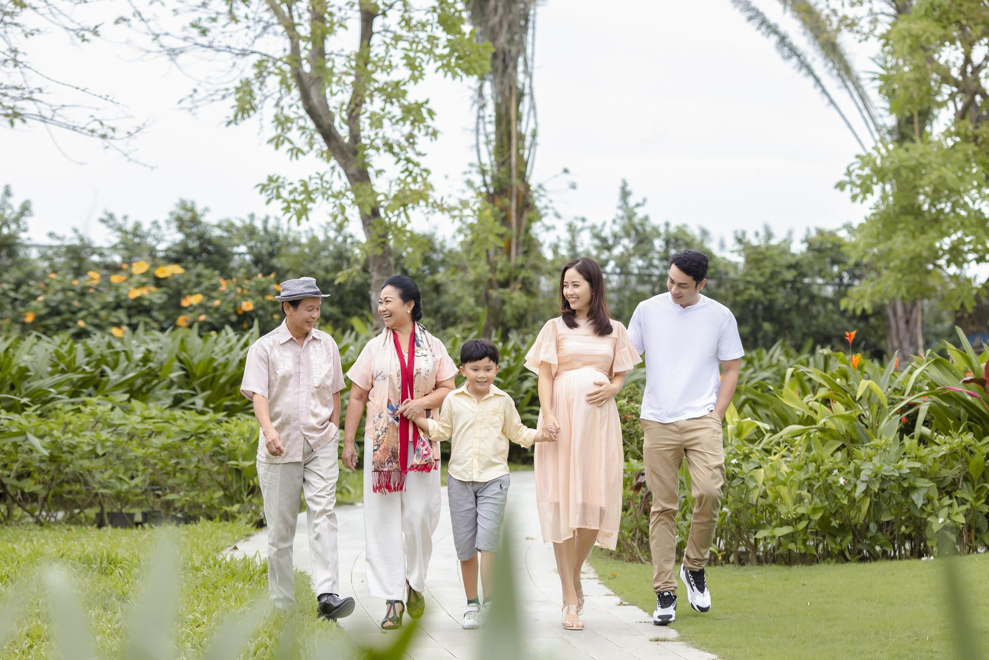 Sống Thuận Nhiên - Lối sống đi tìm sự trong lành của những gia đình khá giả - Ảnh 1.