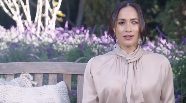 Meghan Markle trở thành tâm điểm chú ý với vòng 2 to bất thường, dính nghi án mang bầu trong lần xuất hiện mới nhất - Ảnh 3.