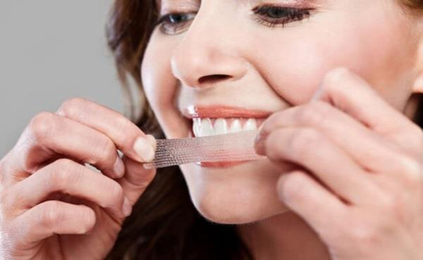 Các phương pháp tẩy trắng răng hiệu quả ai cũng nên biết - Ảnh 4.