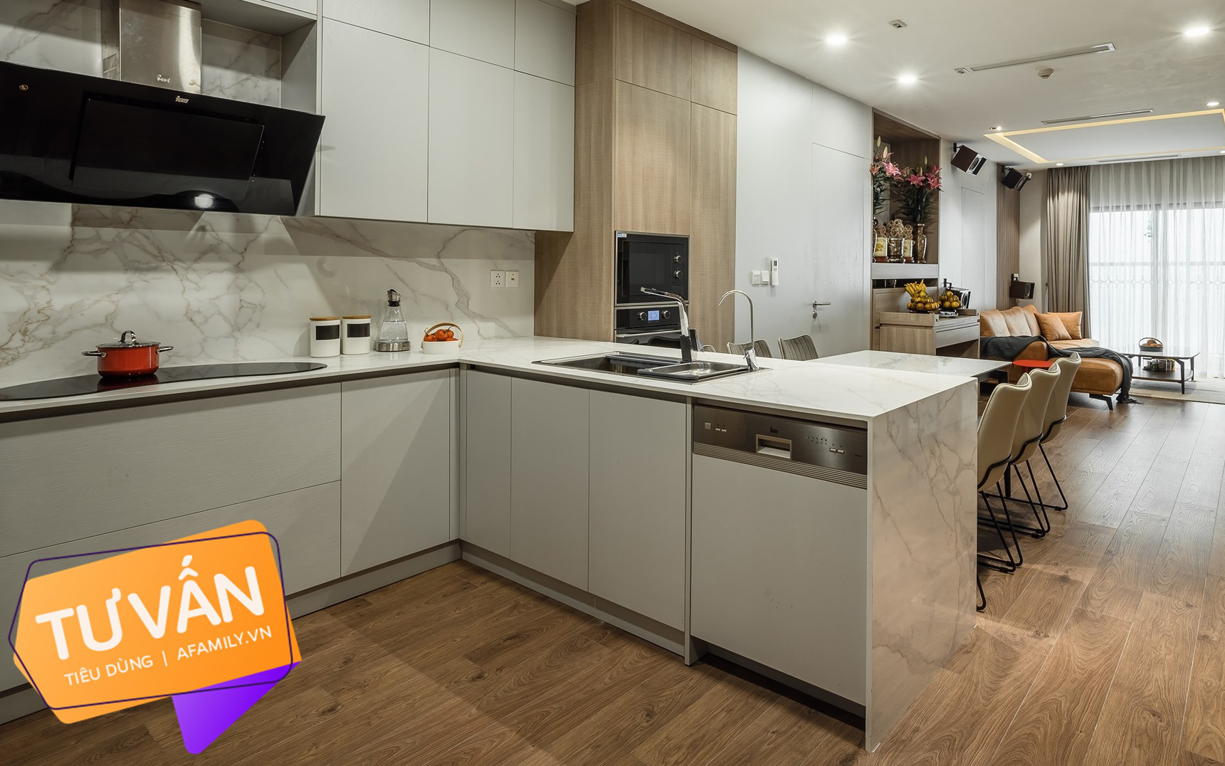 Kiến trúc sư Hà Nội chia sẻ 4 điều cần lưu ý khi thiết kế "tam giác công năng" trong bếp để bạn có thể sở hữu một căn bếp hoàn hảo