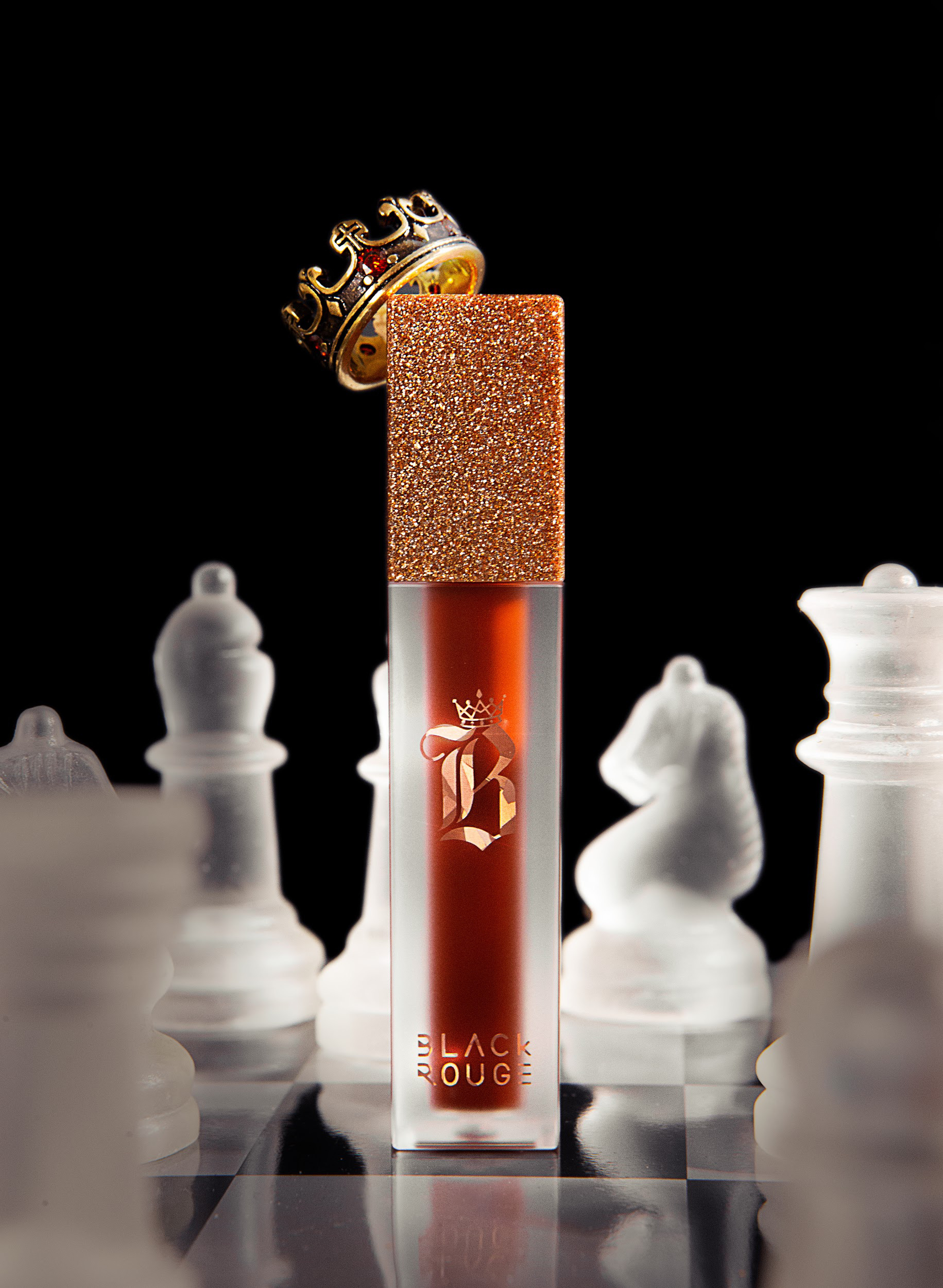 Một thỏi son kem mịn lỳ yêu chiều đôi môi rồi bật công tắc lên cùng Suboi ngay nào chị em ơi! - Ảnh 3.