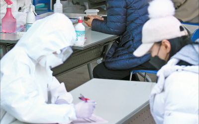 Toàn bộ hành trình đi lan truyền virus của bệnh nhân 31 siêu lây nhiễm ở Hàn Quốc, cư dân mạng bất bình gọi là "bà cứng đầu"