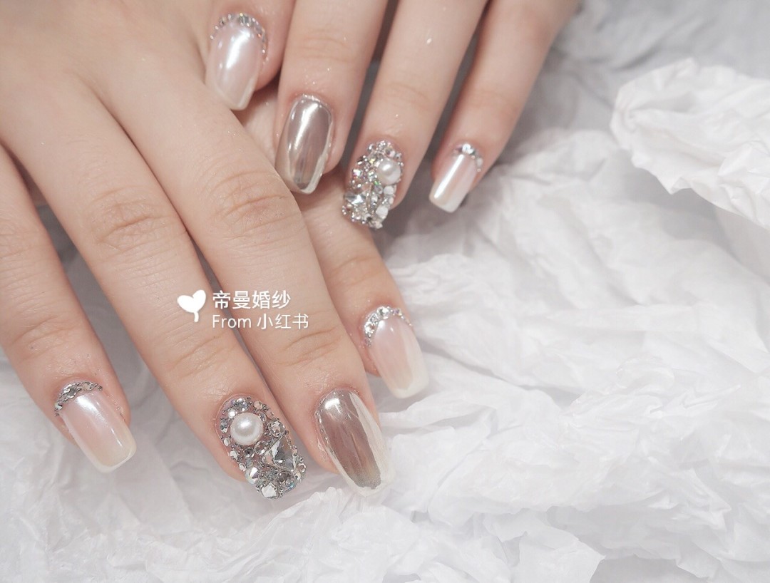 Gợi ý loạt mẫu nails vùa xinh lại đơn giản dành cho các cô dâu  - Ảnh 8.