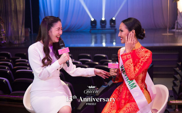 Được khen vì sử dụng tiếng Anh để trả lời phỏng vấn nhưng Hoài Sa lại bị nhắc nhở điều này khi tham dự Miss International Queen 2020