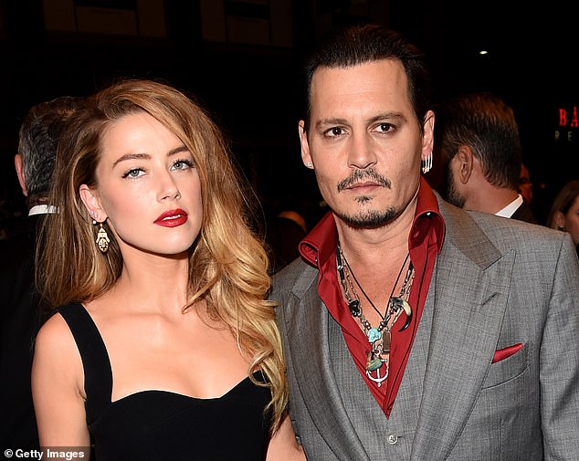 Amber Heard thừa nhận việc bạo hành Johnny Depp khi đập cả cánh cửa vào đầu khiến nam tài tử gục ngã - Ảnh 4.