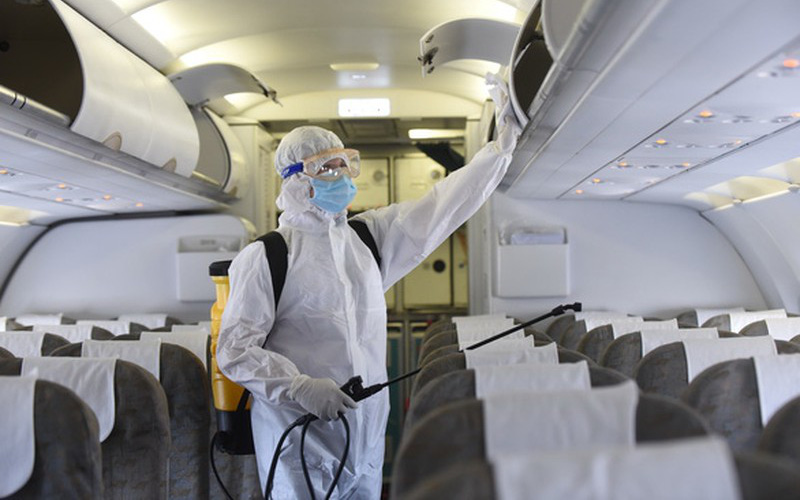 Bộ Y tế tiếp tục thông báo khẩn tìm hành khách trên 2 chuyến bay có người nhiễm Covid-19