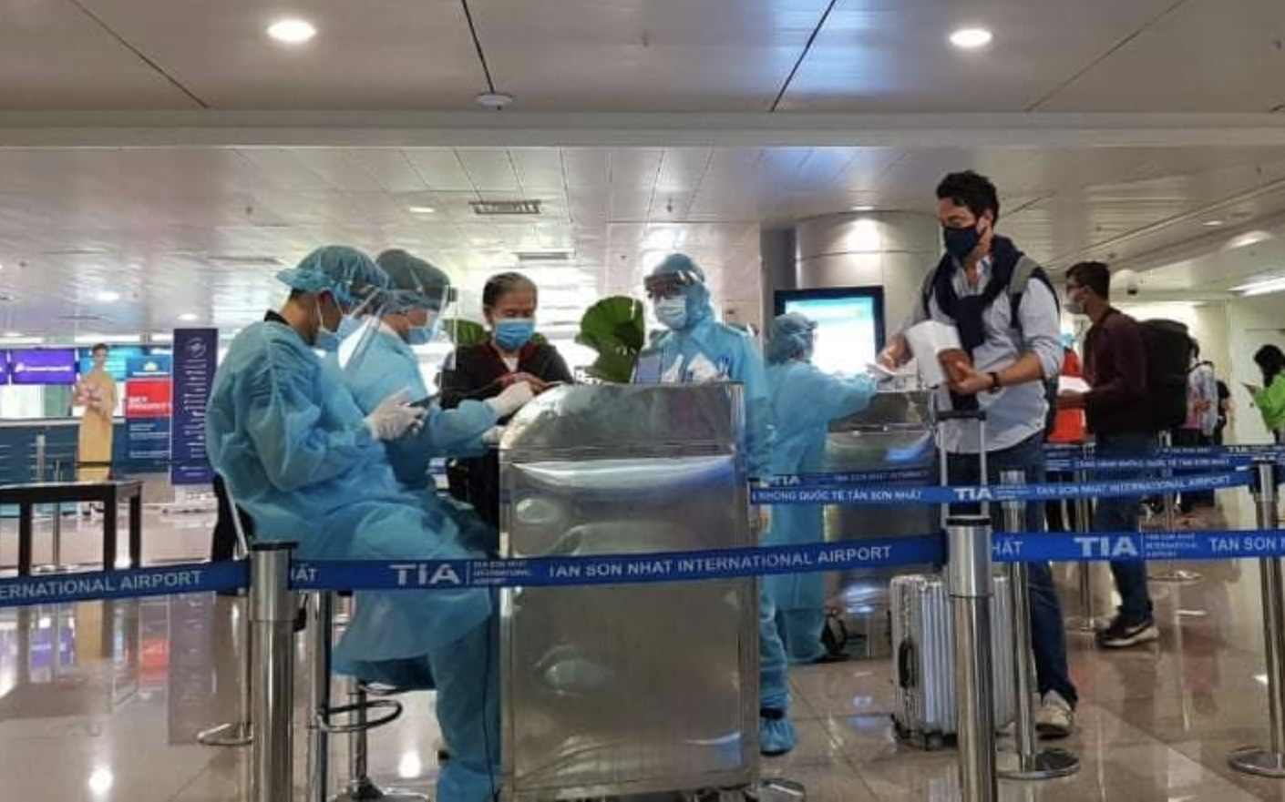Bến Tre cách ly hơn 1.500 người vì một cô gái xác định nhiễm Covid-19 trở về từ Malaysia