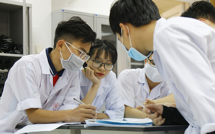 Trường duy nhất ở Hà Nội cho sinh viên đi học đã thay đổi quyết định trước diễn biến mới của dịch Covid-19