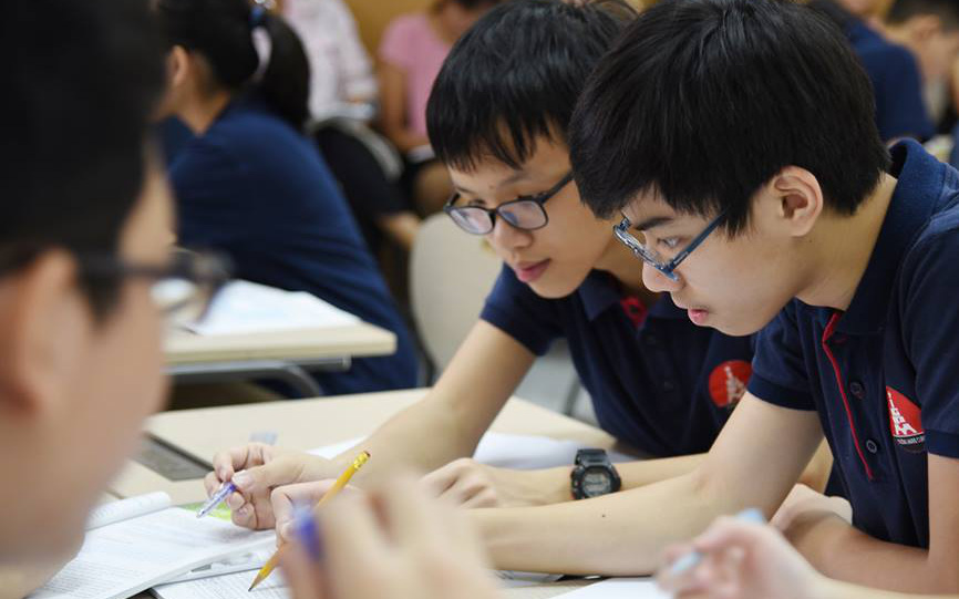 Thầy hiệu trưởng của 1 trường học ở Hà Nội viết tâm thư tuyên bố không thu bất kỳ khoản phí nào trong thời gian học sinh nghỉ học
