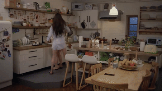 Trước khi ghép couple với Thái Từ Khôn, Ngu Thư Hân từng bị bạn diễn đồng giới cưỡng hôn táo bạo - Ảnh 5.