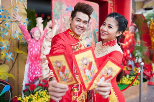 Loạt MV Phùng Ngọc Huy - Mai Phương làm tình nhân: Xót xa trước cảnh yêu đương, hứa bên nhau mãi mãi - Ảnh 4.