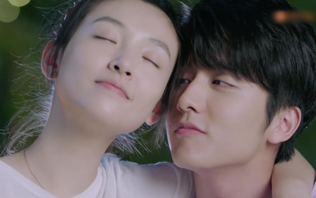 "Lê hấp đường phèn" tập cuối: Ngô Thiến - Trương Tân Thành hôn nhau, ngọt đến mức tan chảy mọi thứ 