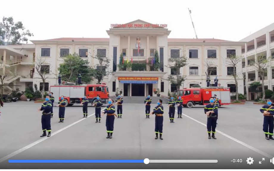 Hàng loạt cái tên đình đám như Chi Pu, Quỳnh Anh Shyn... kéo nhau nhảy múa đẩy lùi Covid-19