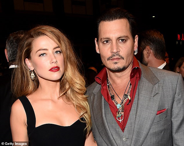 Johnny Depp tức tốc lập Instagram sau ồn ào Amber Heard bị lộ bằng chứng "dẫn trai về nhà", còn chần chờ gì mà không follow? - Ảnh 2.