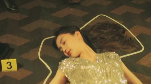 Sau vụ hớ hênh trên truyền hình, Angelababy bị chê cười vô dụng, netizen còn đào bới chuyện ê chề này - Ảnh 4.