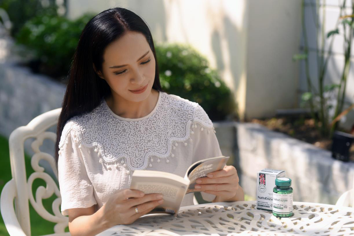 Thử thách Đứng 1 chân, Thúy Hạnh nhận ra bản thân cũng có nguy cơ đột quỵ - Ảnh 2.