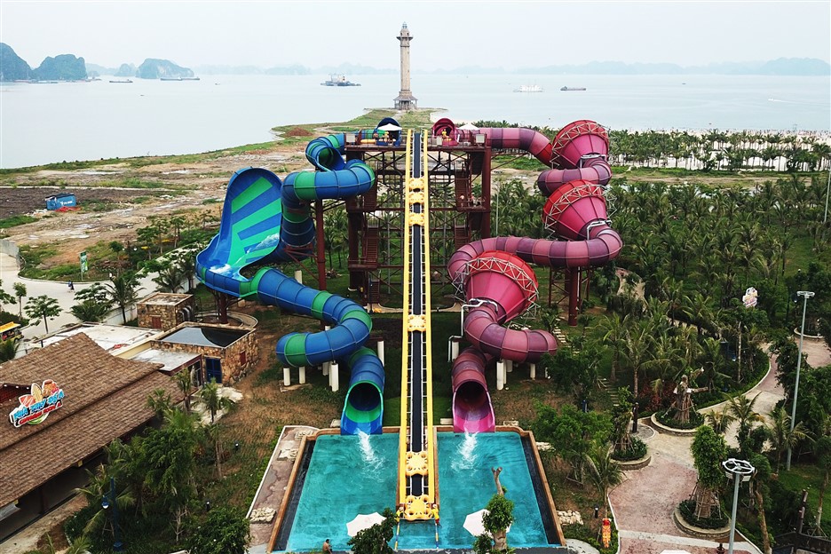 Mách bạn những trải nghiệm hè cực “chill” tại Typhoon Water Park, chỉ với 200 ngàn đồng - Ảnh 1.