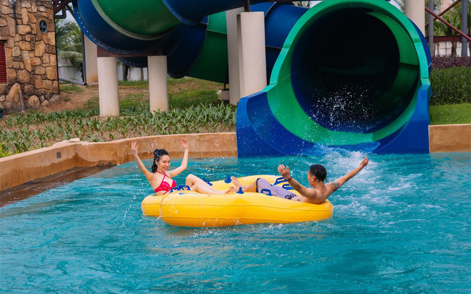 Mách bạn những trải nghiệm hè cực “chill” tại Typhoon Water Park, chỉ với 200 ngàn đồng