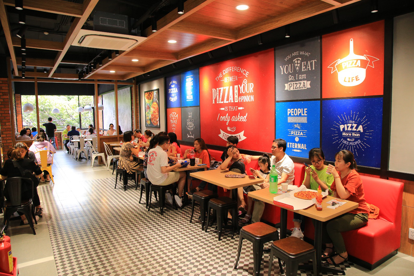 Domino’s – Thương hiệu Pizza hàng đầu thế giới đã “hạ cánh” tại Biên Hoà, đánh dấu sự phát triển chuỗi hệ thống Pizza Mỹ tại các tỉnh thành - Ảnh 3.