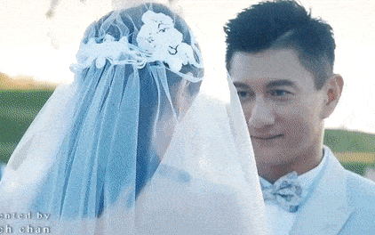 Muôn vàn khoảnh khắc đẹp của các mỹ nhân Hoa ngữ trong ngày cưới: Lưu Thi Thi nghẹn ngào khóa môi chú rể, Dương Mịch và Lưu Khải Uy khi còn mặn nồng