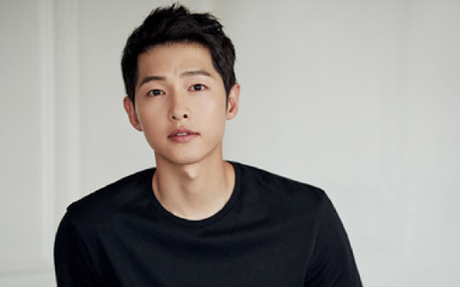 Tiết lộ thêm tình tiết vụ hẹn hò của Song Joong Ki và nữ luật sư xinh đẹp: Biết đối tượng đã có chồng nhưng vẫn hẹn đến nhà ăn tối?