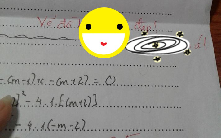 Chuyện xưa nay hiếm: Bị cô giáo chê vẽ đồ thị xấu nhưng nữ sinh mừng ra mặt, hóa ra vì lời phê ngọt ngào sau đó