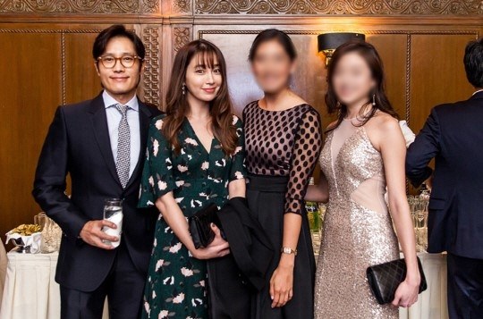 Lee Byung Hun: "Hành trình hoàn lương" của gã đàn ông "sở khanh" từng khiến Song Hye Kyo đau đớn vì bị phụ tình cho tới bê bối tình dục dẫn gái về nhà khi vợ đang mang thai  - Ảnh 8.