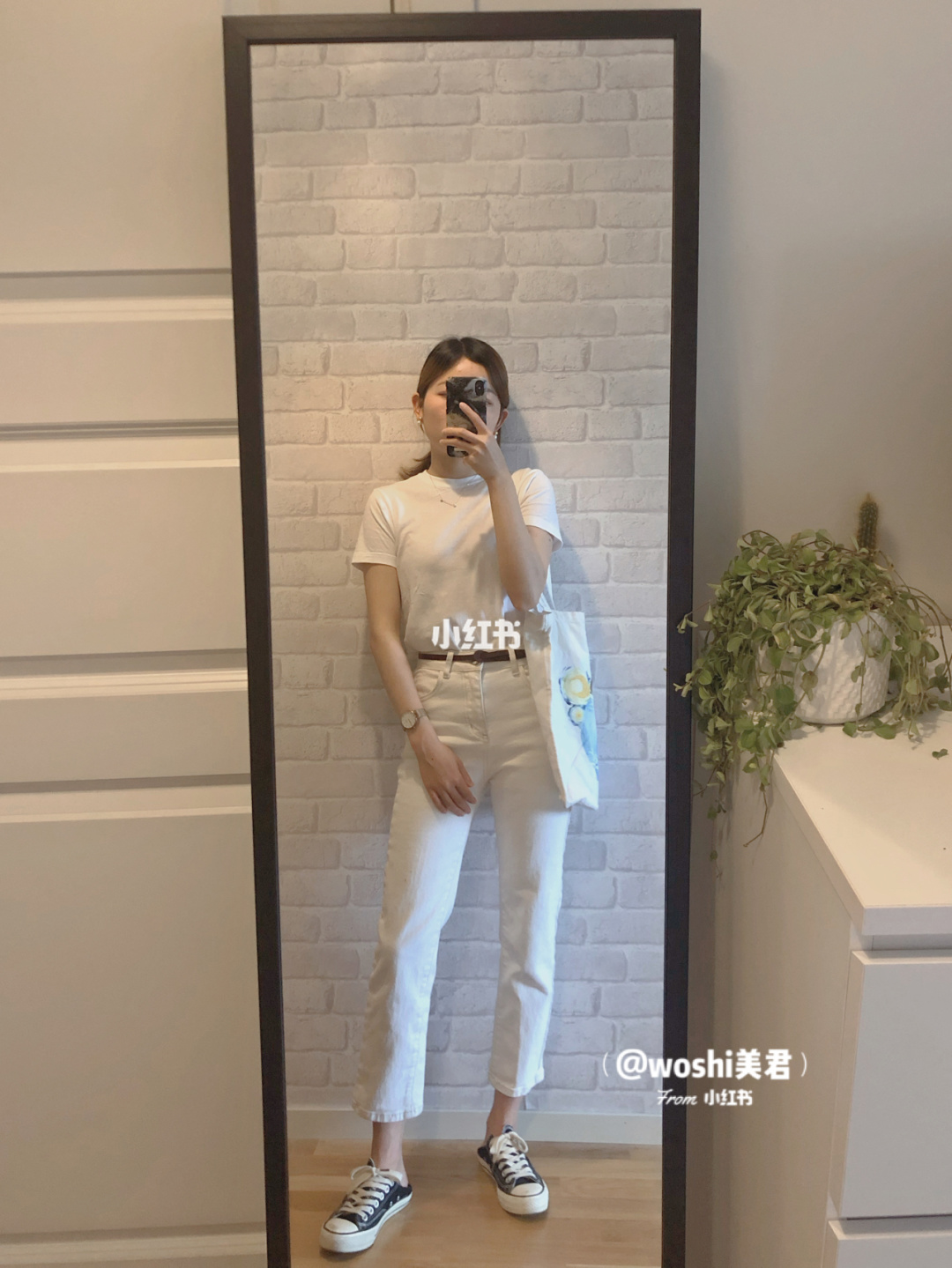 Nàng công sở cao 1m58 và nặng 43kg bật mí món đồ "tủ" giúp cô nhìn dong dỏng cao dù thường xuyên đi giày bệt - Ảnh 3.