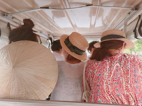 Dân tình bất ngờ "đào mộ" loạt khoảnh khắc Son Ye Jin vi vu Hội An, đáng chú ý nhất vẫn là màn khoe vòng 1 quyến rũ của "chị đẹp" - Ảnh 5.