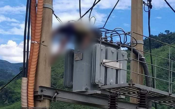 Quảng Bình: Trèo lên trạm biến áp bắt chim, nam sinh lớp 5 bị điện giật tử vong