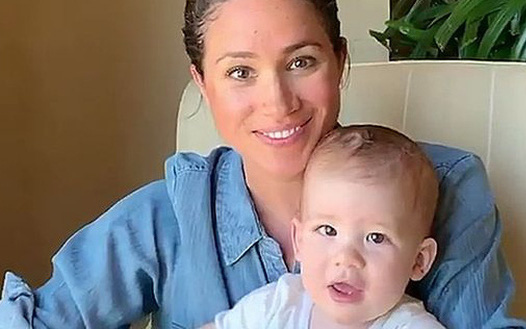 Sau lời trách khéo của bố chồng liên quan đến bé Archie, Meghan Markle ngay lập tức phản ứng lại khiến ai cũng chán ngán