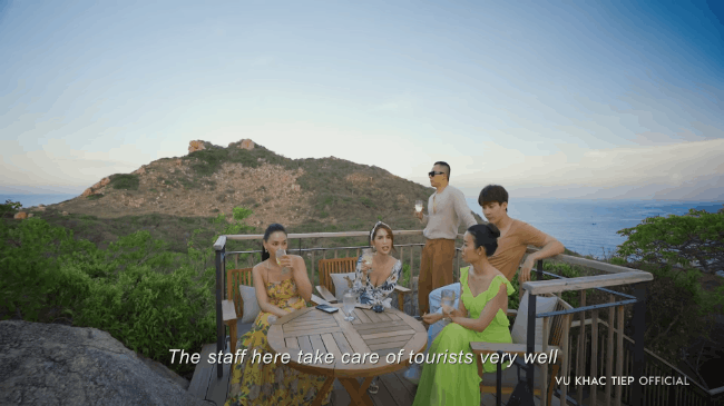 Vũ Khắc Tiệp chơi lớn chi nửa tỷ đồng review khu resort 6 sao 100 triệu/đêm đắt đỏ, sang chảnh nhất Việt Nam - Ảnh 5.