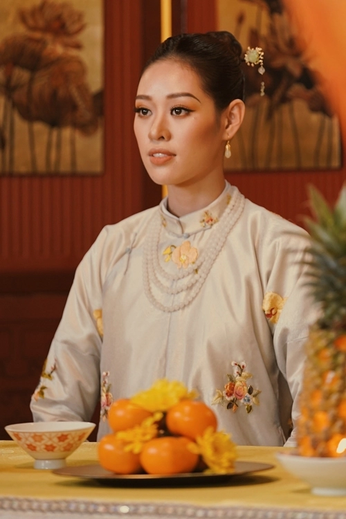 Hoa hậu đóng phim: H'Hen Niê - Lan Khuê đẹp hết nấc vẫn chưa bằng Jolie Nguyễn diện toàn hàng hiệu, tự bỏ tiền túi mua áo  - Ảnh 10.