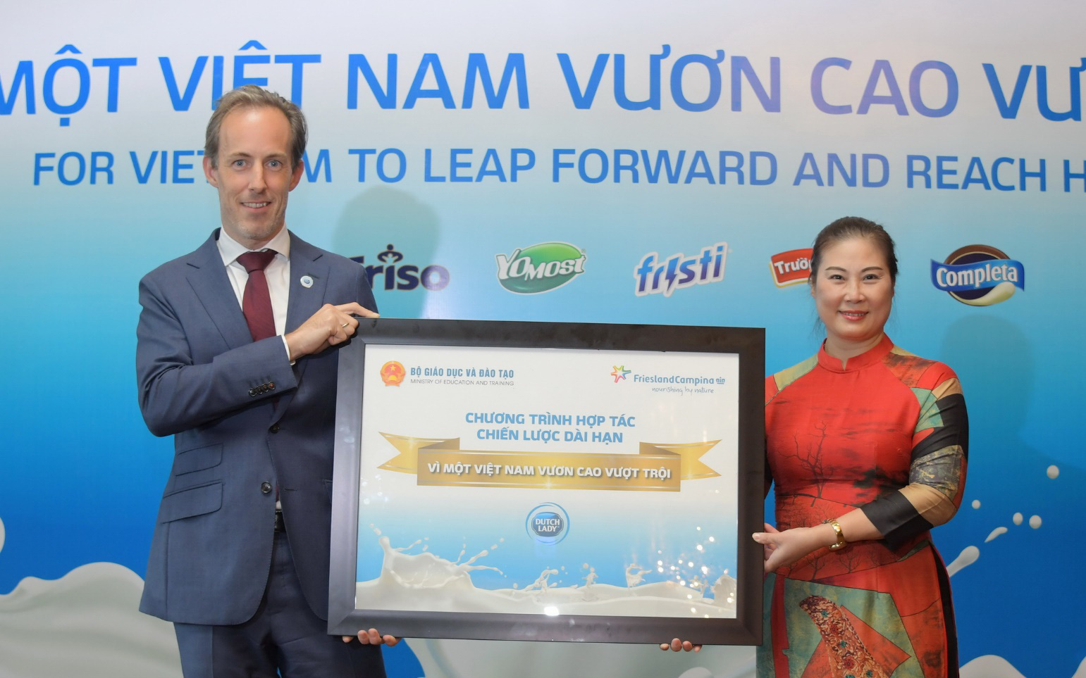 Sữa Cô Gái Hà Lan đầu tư 55 tỷ đồng vào giáo dục và xây dựng nền tảng dinh dưỡng, thể chất cho học sinh