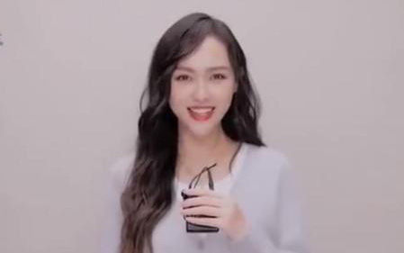 Lâu ngày mới xuất hiện, Đường Yên gây xôn xao với gương mặt sưng phù và cằm nhọn hoắt