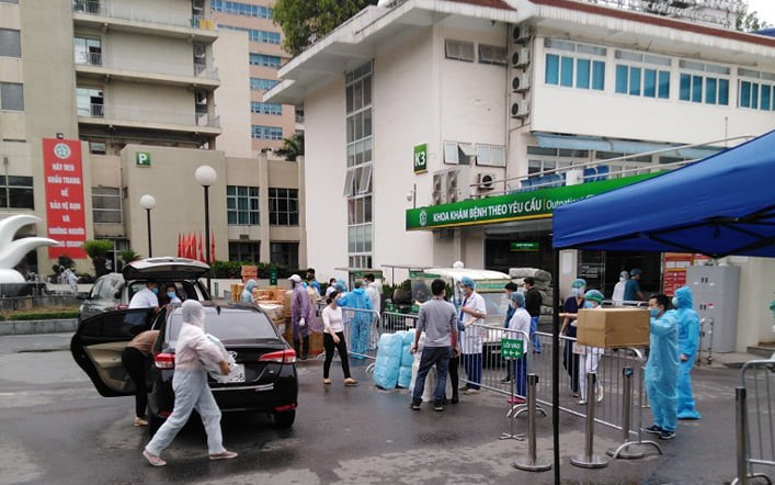 Bệnh viện Bạch Mai cử đoàn cán bộ tham gia phòng, chống dịch Covid-19 tại Đà Nẵng 